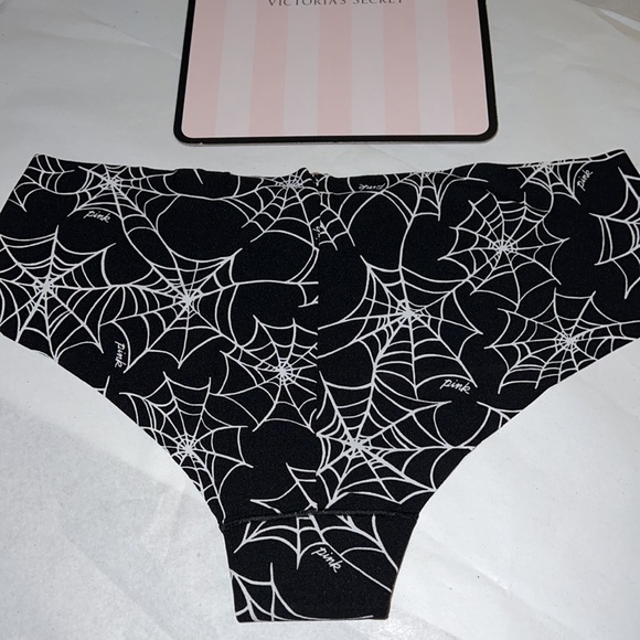 Victoria’s Secret (PINK) Halloween No Show Cheeky Panty (Spider Web) - Picture 7 of 10